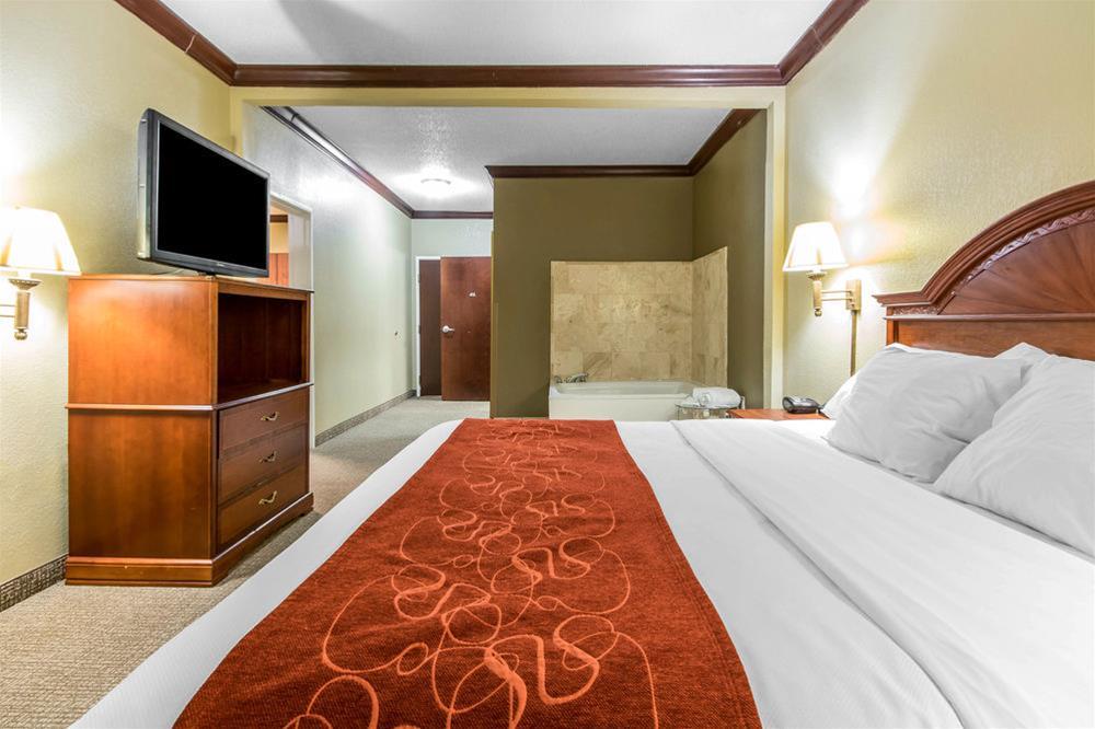 คอมฟอร์ท สวีทส์ Hotel โอเวนส์โบโร ภายนอก รูปภาพ